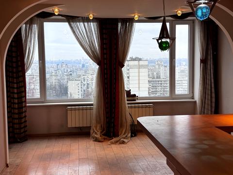 квартира за адресою Київ, Володимира Івасюка просп. (Героїв Сталінграду), 22