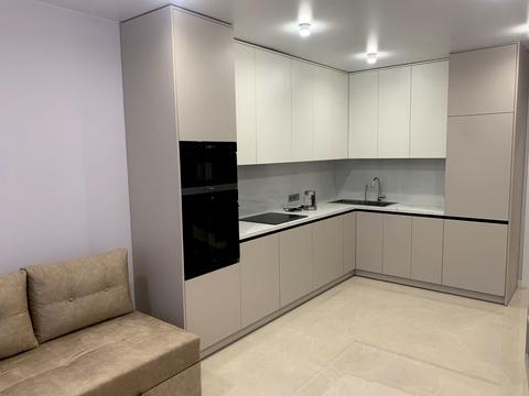 квартира за адресою В'ячеслава Чорновола вул., 27