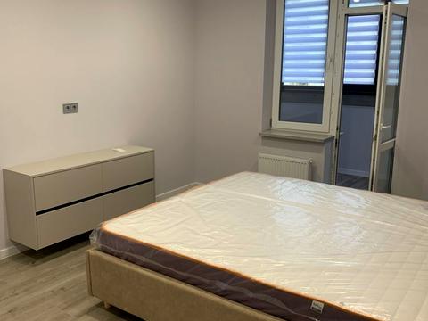 квартира за адресою В'ячеслава Чорновола вул., 27