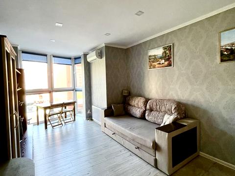 квартира за адресою Київ, Драгоманова вул., 2-Б