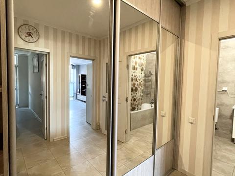 квартира за адресою Київ, Драгоманова вул., 2-Б