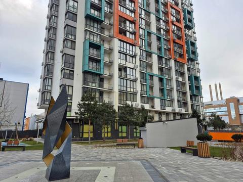 квартира за адресою Кришталева вул., 1