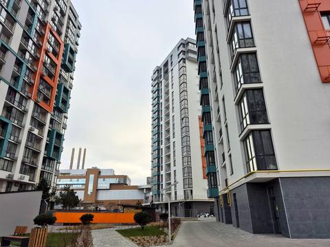 квартира за адресою Кришталева вул., 1