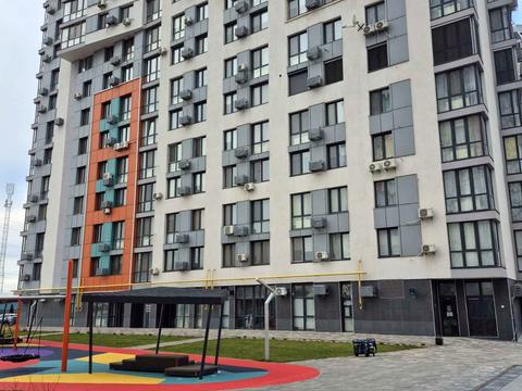 квартира за адресою Кришталева вул., 1