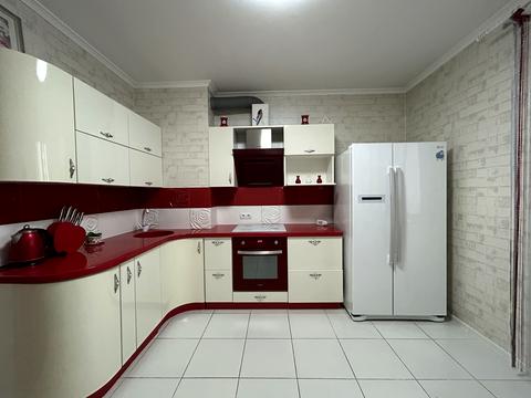 квартира за адресою Григорія Ващенка вул., 1