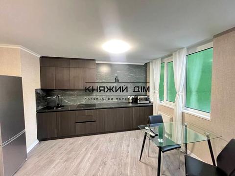 квартира за адресою Михайла Максимовича вул. (Онуфрія Трутенка), 32-А