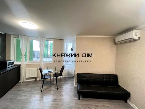квартира за адресою Михайла Максимовича вул. (Онуфрія Трутенка), 32-А