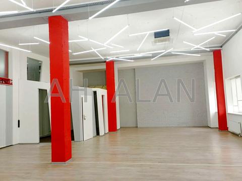 комерційна за адресою Київ, Сумська вул., 1