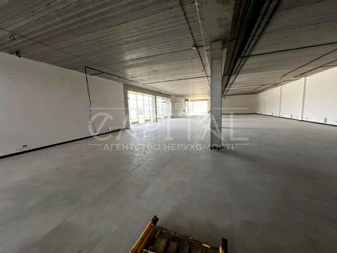 комерційна за адресою 2-га Садова вул., 1