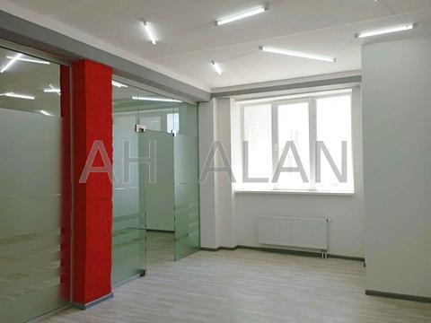 комерційна за адресою Київ, Сумська вул., 1