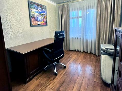 квартира за адресою Владислава Бувалкіна вул. (Бочарова Генерала), 36