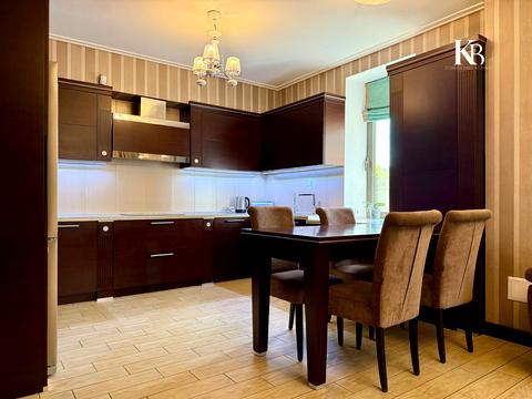 квартира по адресу Печерский спуск (Балашовський), 11