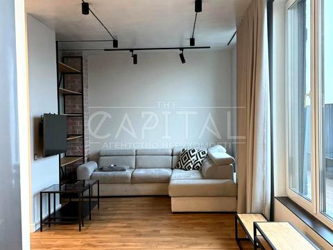 квартира за адресою Салютна вул., 2к20