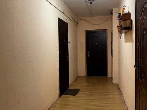 квартира за адресою Срібнокільська вул., 8