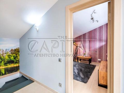 будинок за адресою Лютнева вул.