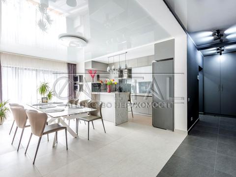 будинок за адресою Лютнева вул.