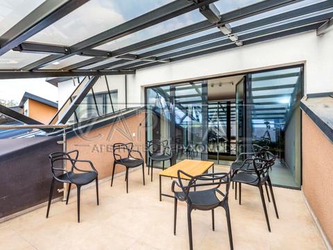 будинок за адресою Лютнева вул.