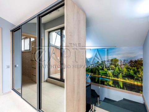 будинок за адресою Лютнева вул.