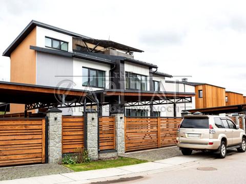 будинок за адресою Лютнева вул.