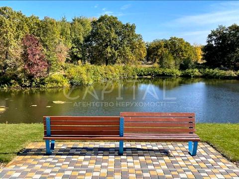 будинок за адресою Лютнева вул.