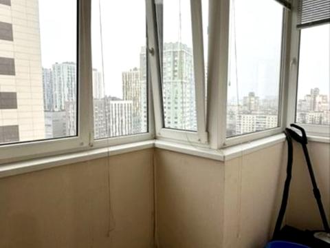 квартира за адресою Патріарха Мстислава Скрипника вул., 40-А