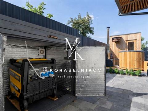 будинок за адресою Шкільна вул., 44