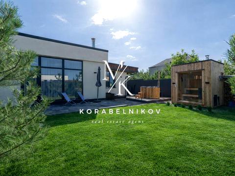 будинок за адресою Шкільна вул., 44