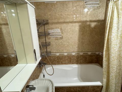 квартира за адресою Боголюбова вул., 8