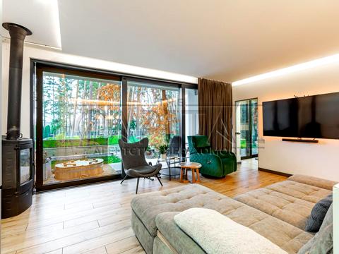 будинок за адресою Абрикосова вул.