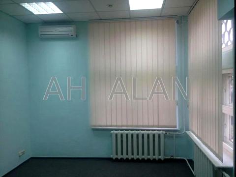 комерційна за адресою Антоновича вул. (Горького), 103-А