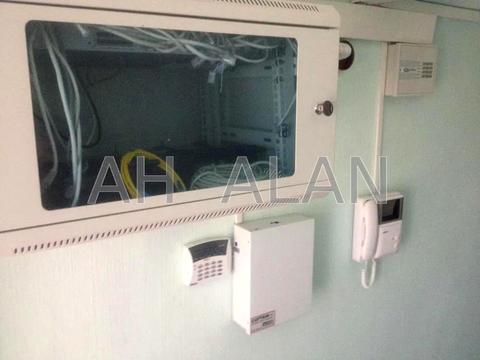 комерційна за адресою Антоновича вул. (Горького), 103-А