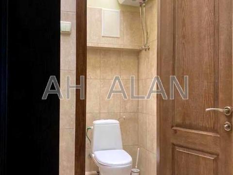 комерційна за адресою Антоновича вул. (Горького), 103-А