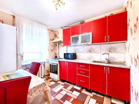 квартира за адресою Василя Макуха вул. (Червонопартизанська), 3