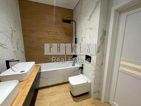 будинок за адресою Поезії вул. (Грибоєдова)