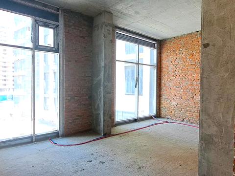 комерційна за адресою Академіка Заболотного вул., 1-Б