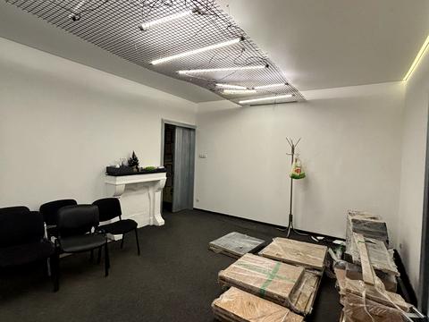 комерційна за адресою Шевченка вул., 55