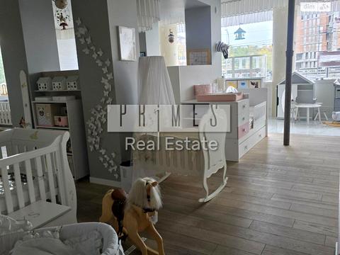 комерційна за адресою Миколи Міхновського бульв. (Дружби народів), 3