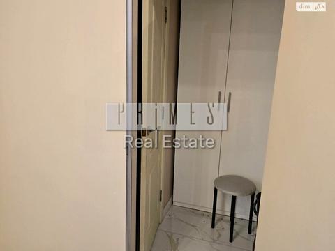 комерційна за адресою Миколи Міхновського бульв. (Дружби народів), 3