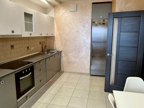 квартира за адресою Зарічна вул., 1-Б