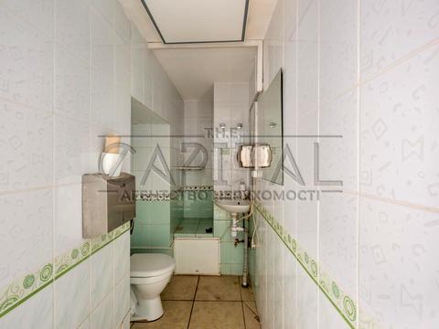 комерційна за адресою Тараса Шевченка бульв., 58