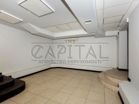 комерційна за адресою Тараса Шевченка бульв., 58