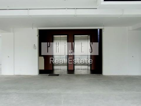 комерційна за адресою Саксаганського вул., 3