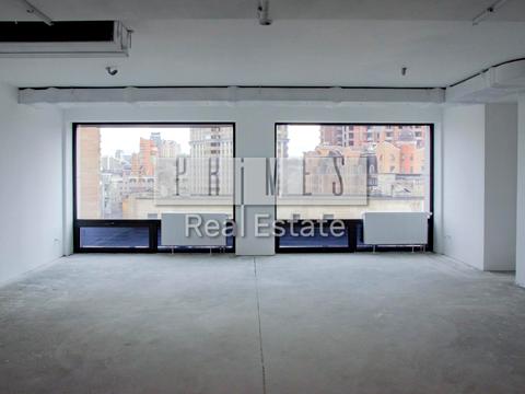 комерційна за адресою Саксаганського вул., 3