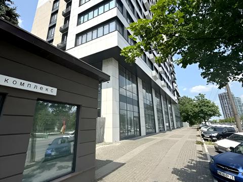 комерційна за адресою Набережна Перемоги вул., 40-Д