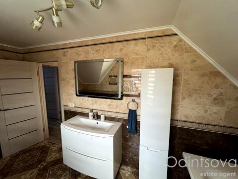 дом по адресу Л. Українки, 39