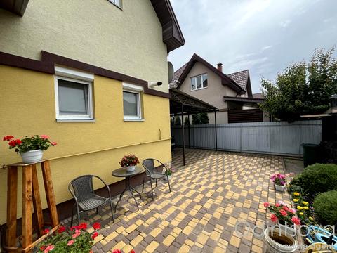 дом по адресу Л. Українки, 39