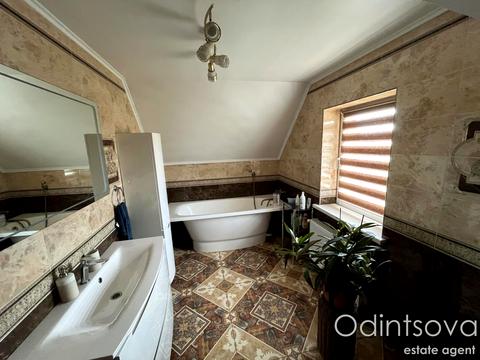 дом по адресу Л. Українки, 39