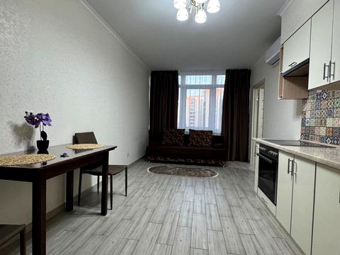 квартира за адресою Перлинна вул., 7