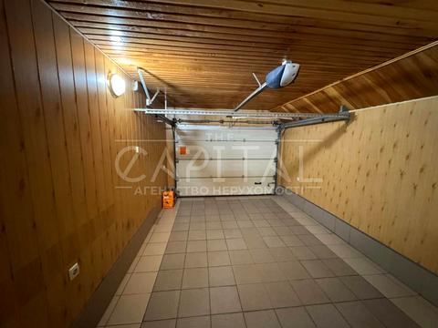 будинок за адресою смт. Козин, Київська вул.