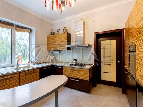 будинок за адресою Дружби вул., 1